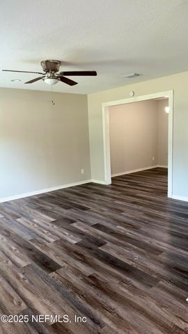 1809 FARM WAY Way, Middleburg, FL 32068