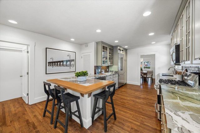 1447 Laguna Avenue, Burlingame, CA 94010