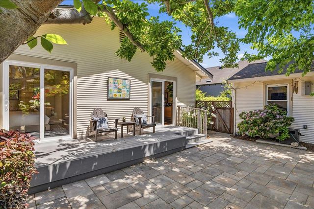 1447 Laguna Avenue, Burlingame, CA 94010