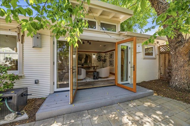 1447 Laguna Avenue, Burlingame, CA 94010