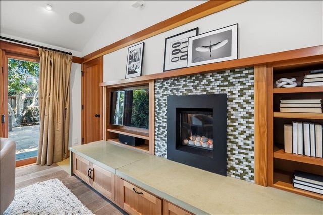 1447 Laguna Avenue, Burlingame, CA 94010
