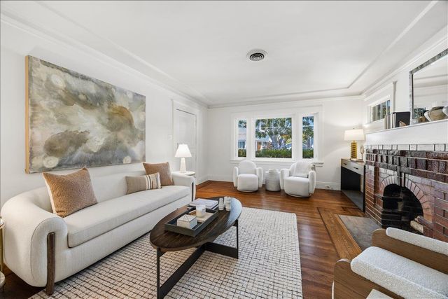 1447 Laguna Avenue, Burlingame, CA 94010