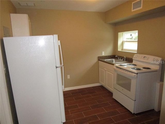 1002 E MCDONALD AVENUE 3, Eustis, FL 32726