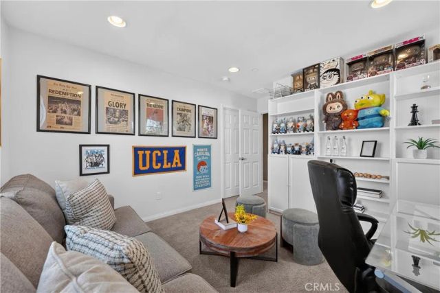 525 Thyberg, West Covina, CA 91791
