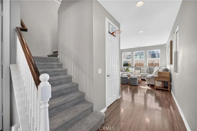 525 Thyberg, West Covina, CA 91791