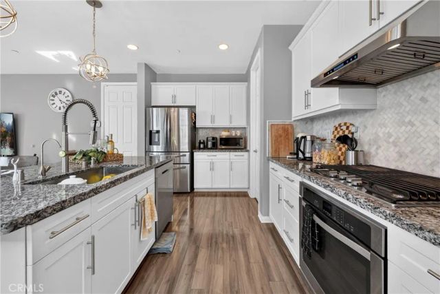 525 Thyberg, West Covina, CA 91791