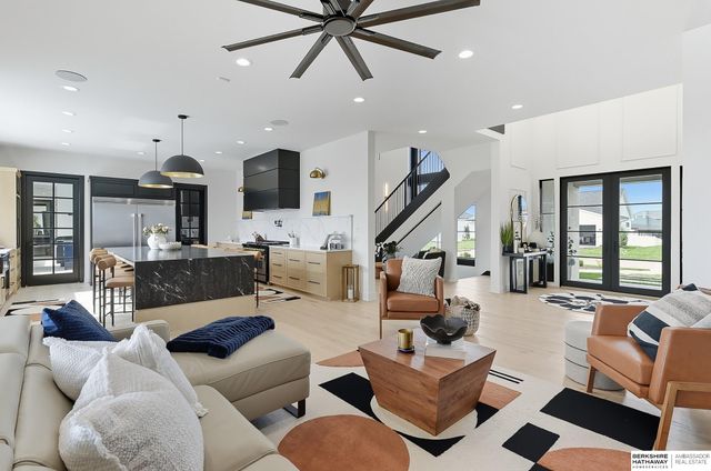 20973 Polk Street, Omaha, NE 68022