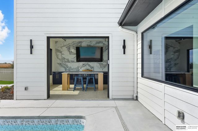 20973 Polk Street, Omaha, NE 68022