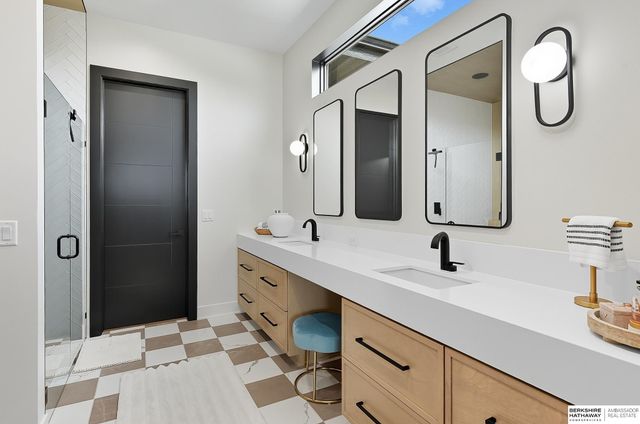 20973 Polk Street, Omaha, NE 68022