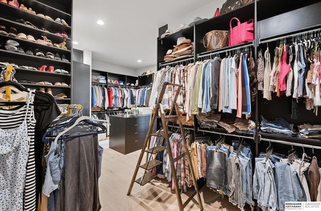 20973 Polk Street, Omaha, NE 68022