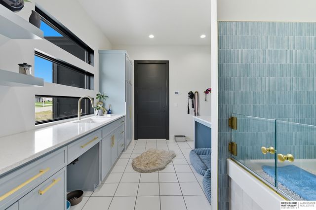 20973 Polk Street, Omaha, NE 68022