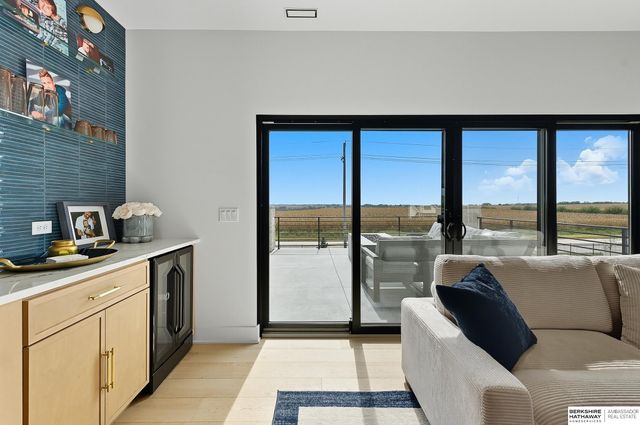 20973 Polk Street, Omaha, NE 68022