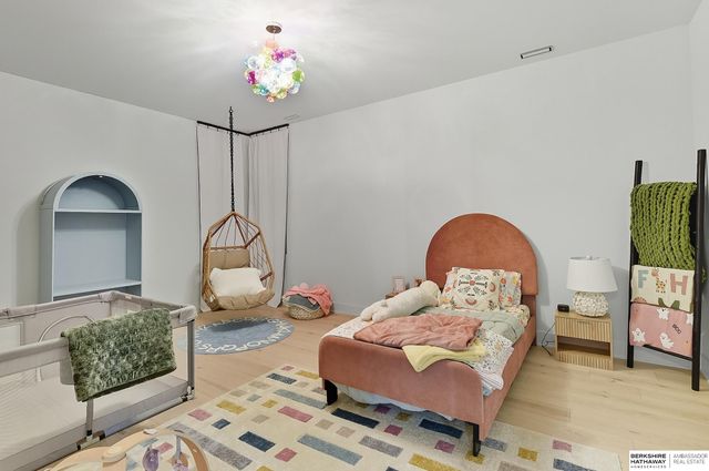 20973 Polk Street, Omaha, NE 68022