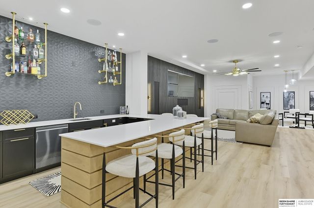 20973 Polk Street, Omaha, NE 68022