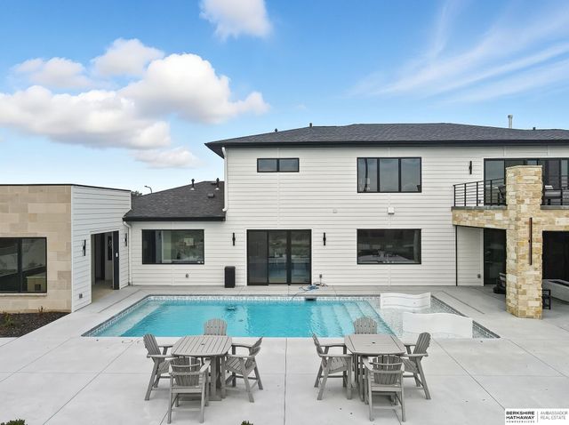 20973 Polk Street, Omaha, NE 68022