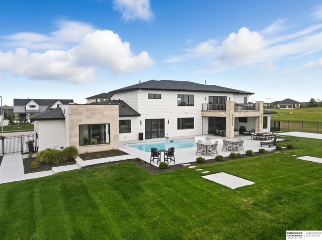 20973 Polk Street, Omaha, NE 68022