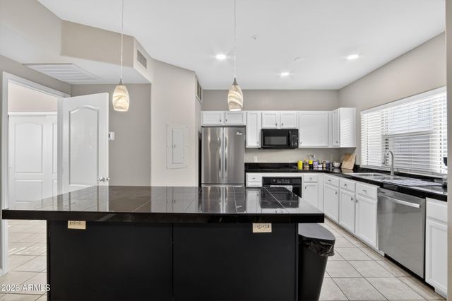 1081 W 1st Street 10, Tempe, AZ 85281