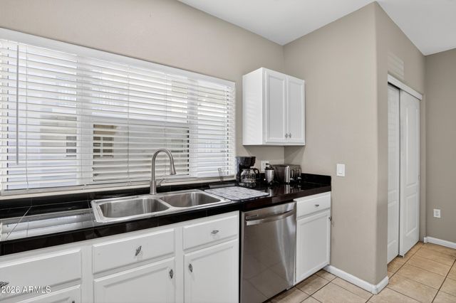 1081 W 1st Street 10, Tempe, AZ 85281