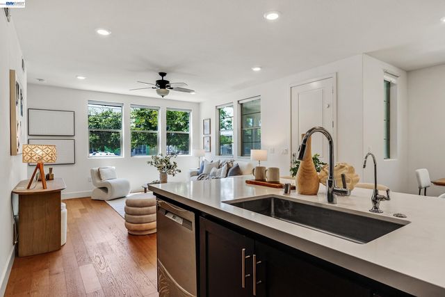 5810 Midnight Pl D, Dublin, CA 94568