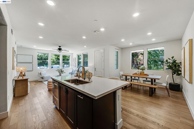 5810 Midnight Pl D, Dublin, CA 94568