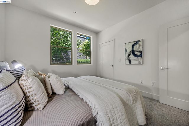5810 Midnight Pl D, Dublin, CA 94568