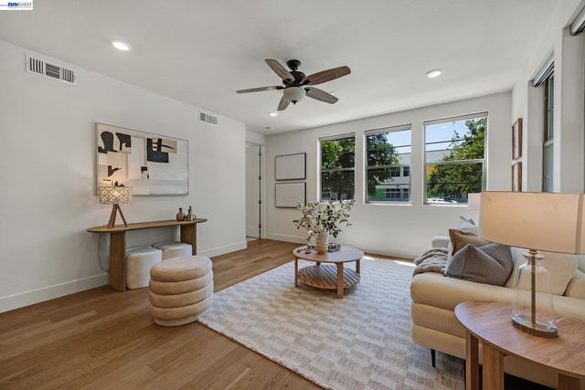 5810 Midnight Pl D, Dublin, CA 94568