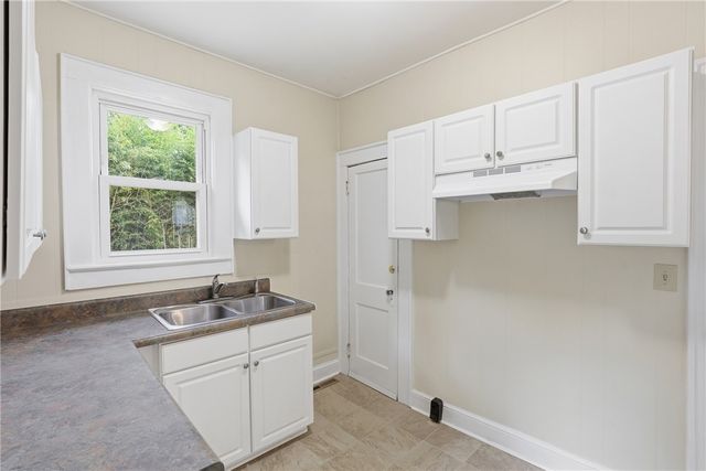 106 Cochran Block, Anderson, SC 29625