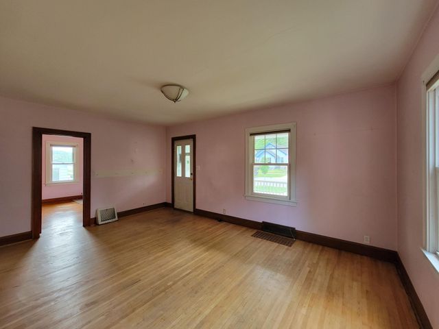 917 S 7th Street, Brainerd, MN 56401