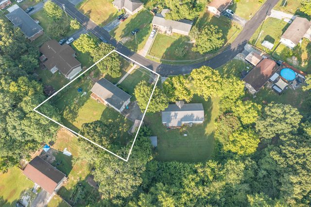 30 Dee Vue Lane, Rossville, GA 30741