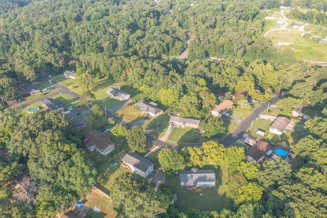 30 Dee Vue Lane, Rossville, GA 30741