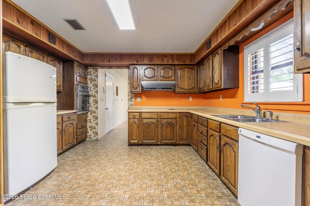 5121 Dalehurst Drive, Cocoa, FL 32926