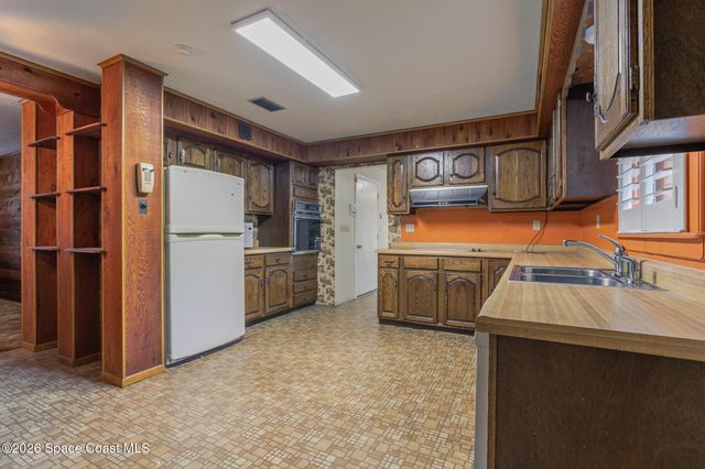 5121 Dalehurst Drive, Cocoa, FL 32926