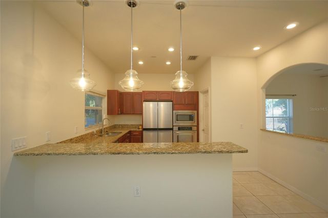 1002 W LEMON STREET, Tampa, FL 33606
