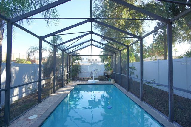 1002 W LEMON STREET, Tampa, FL 33606