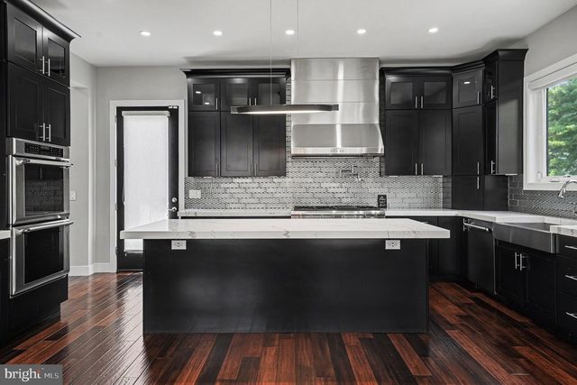 480 EVERGREEN AVE, Philadelphia, PA 19128