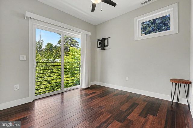 480 EVERGREEN AVE, Philadelphia, PA 19128