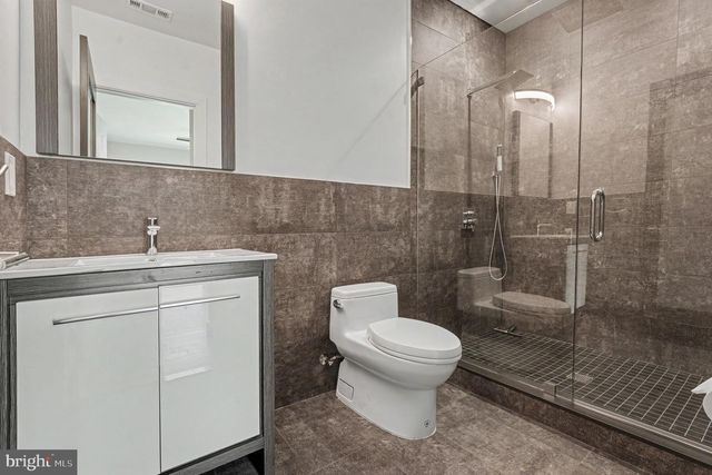 480 EVERGREEN AVE, Philadelphia, PA 19128