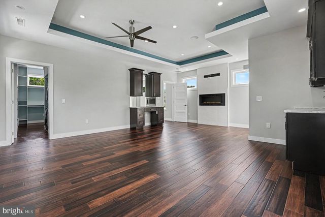480 EVERGREEN AVE, Philadelphia, PA 19128