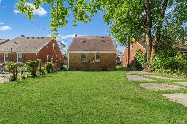 11729 Sanford Street, Detroit, MI 48205