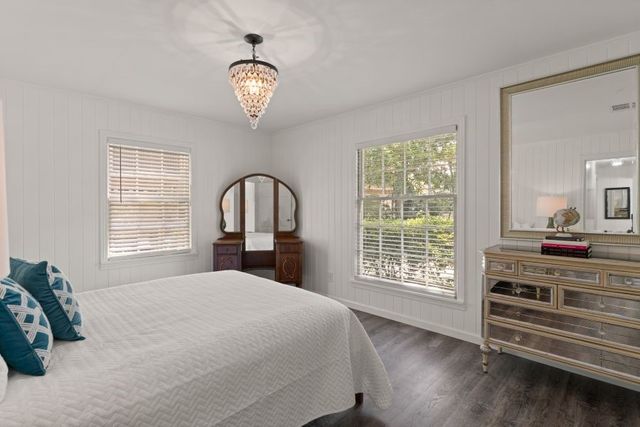 1145 Park Lane, St Simons Island, GA 31522