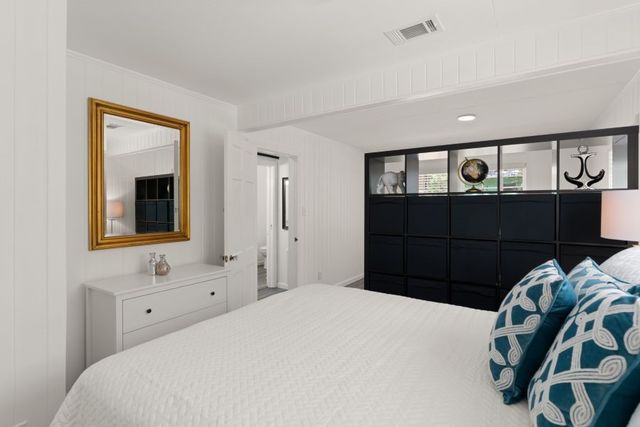 1145 Park Lane, St Simons Island, GA 31522