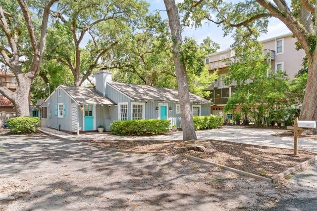 1145 Park Lane, St Simons Island, GA 31522