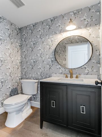 1041 Woodbriar Drive, Grapevine, TX 76051