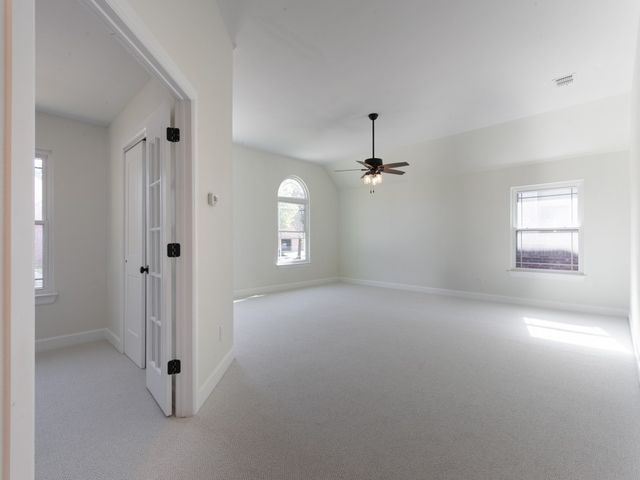 1041 Woodbriar Drive, Grapevine, TX 76051