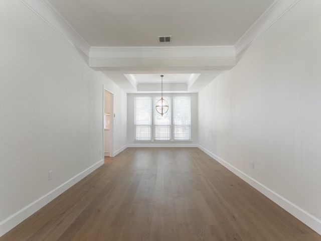 1041 Woodbriar Drive, Grapevine, TX 76051