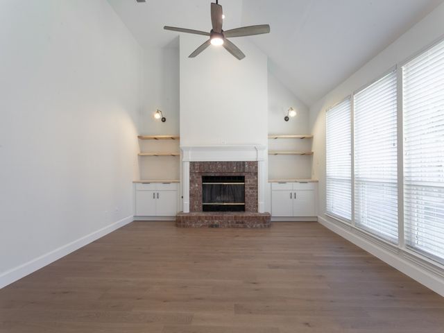 1041 Woodbriar Drive, Grapevine, TX 76051