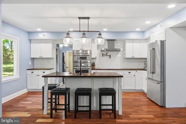 5 CANAL RUN E, Washington Crossing, PA 18977
