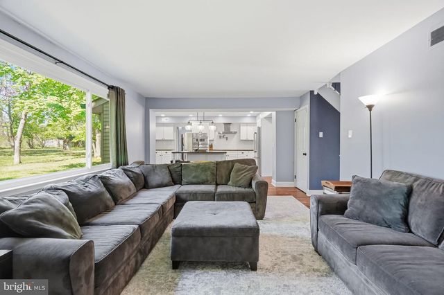 5 CANAL RUN E, Washington Crossing, PA 18977