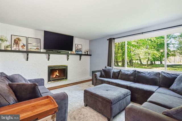 5 CANAL RUN E, Washington Crossing, PA 18977