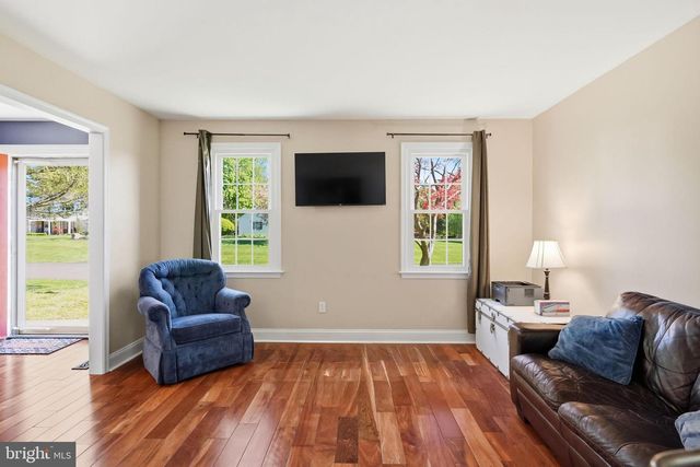 5 CANAL RUN E, Washington Crossing, PA 18977